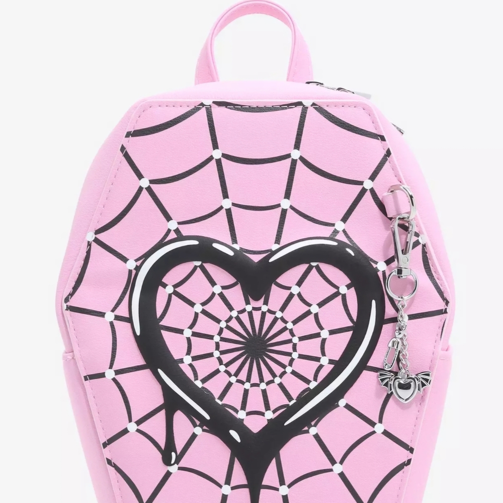 🀄♡Monster High Pink Heart Web Coffin Backpack